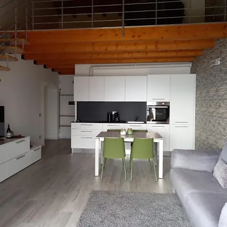Apartment Emozioni Vista Lago
